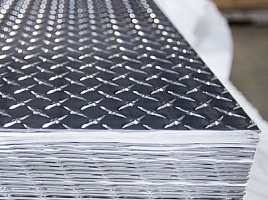 фото 3 - рифленый лист алюминиевый даймонд 1,5х1200х3000, вд1нр