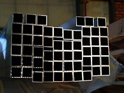 квадратные трубы алюминиевые